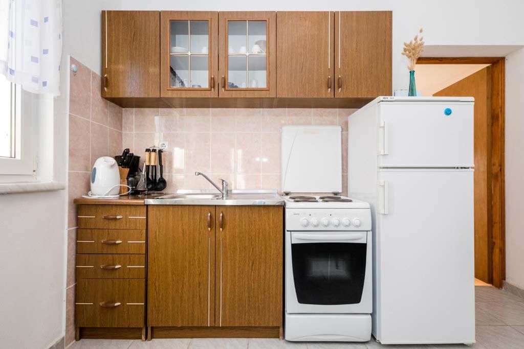 Apartmani Luka Banjol المظهر الخارجي الصورة