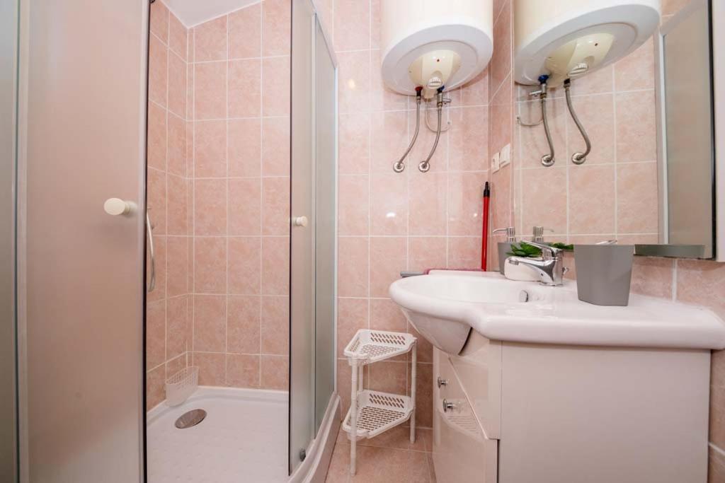 Apartmani Luka Banjol المظهر الخارجي الصورة